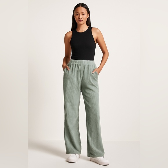 Forever 21 Mint Green Corduroy Lounge Pants Size M - Picture 1 of 12